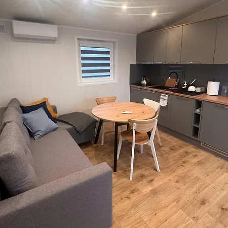 بيت للعطل Nad Kamieniem - Caloroczne *