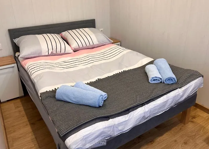 펜션 Nad Kamieniem - Caloroczne Dolgie