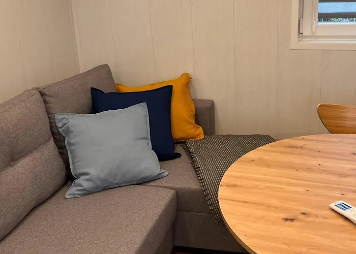 Nad Kamieniem - Caloroczne 펜션